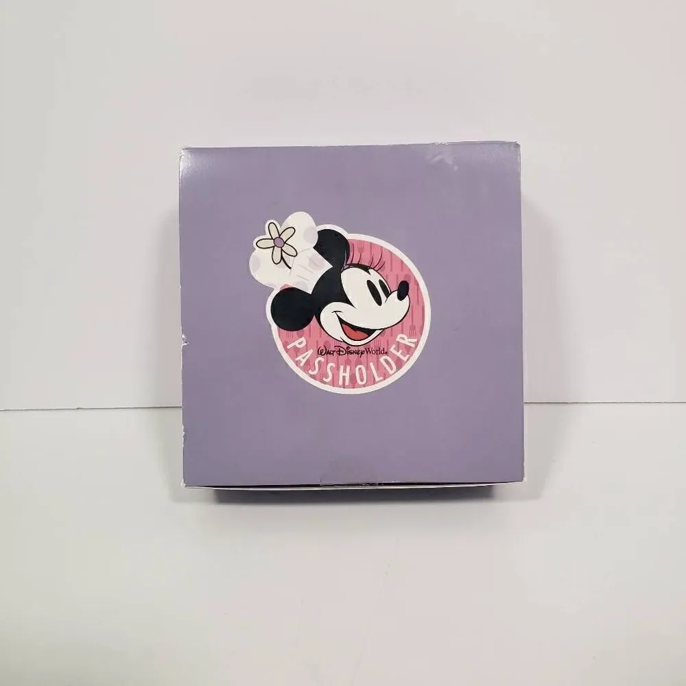 Disney Parks Pass‎ holder Chef Minnie Mouse Wood Coaster Set Drinks